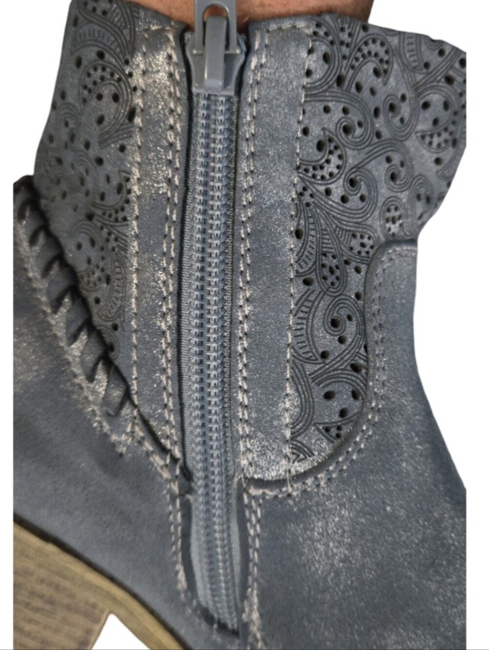 Boutique 9 Blue Suede Laser-Cut Ankle Boots Shiny Festival Zipper Cutouts 8 - Picture 9 of 12